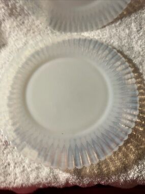 2 Vintage Macbeth Evan’s Monax Petalware Depression Glass 8” Salad plates